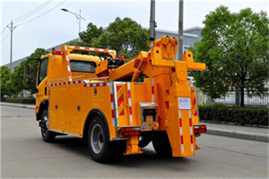 保亭高速路拖车费