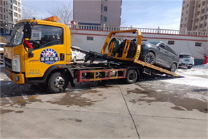 保亭救援拖车费用怎么算